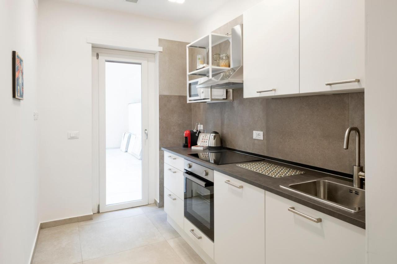 Easystayrome 10 Pax 3 Baths 1 Min From Metro Buitenkant foto