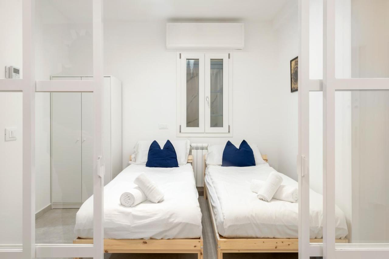 Easystayrome 10 Pax 3 Baths 1 Min From Metro Buitenkant foto
